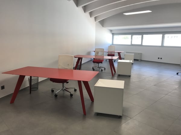 Ufficio di 110m2 - Ideale per Uso Proprio e/o Investimento a Reddito 9