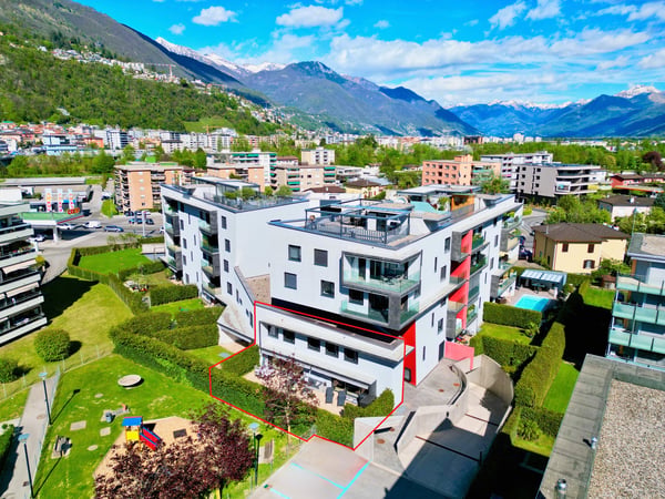 Moderne 3.5-Zimmer-Duplex mit Zweitwohnsitzstatus und privatem Garten 3