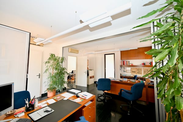 Ufficio con Vista Lago a Due Passi dal Centro di Lugano 10