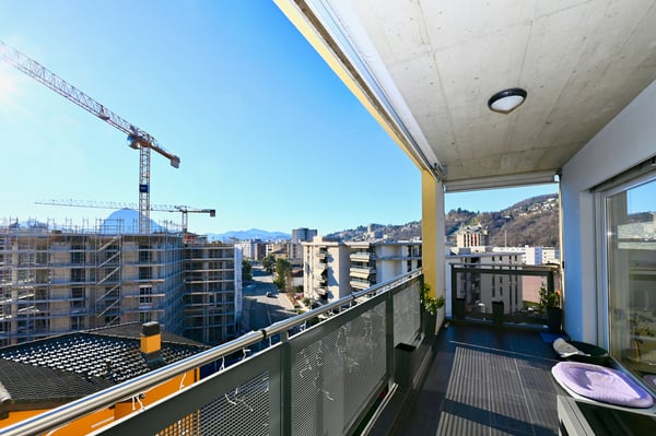 Elegante Attico con Terrazza Panoramica vicino al Centro di Lugano 7