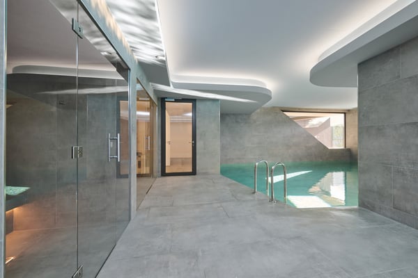 Moderno Appartamento con Ampia Terrazza e Giardino 5
