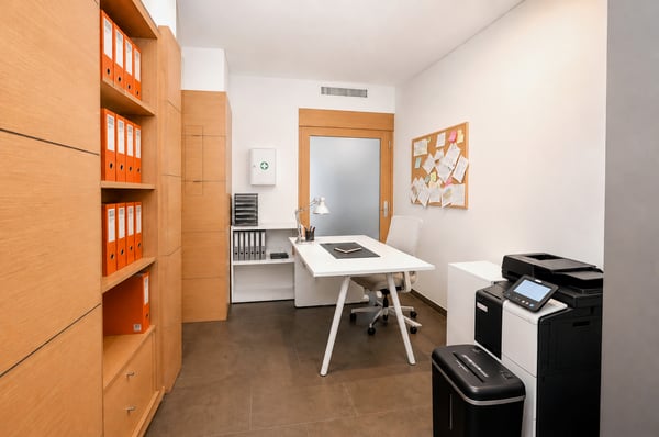 Uffici Rappresentativi con Vista Lago e Posto Auto nel Cuore di Lugano 12