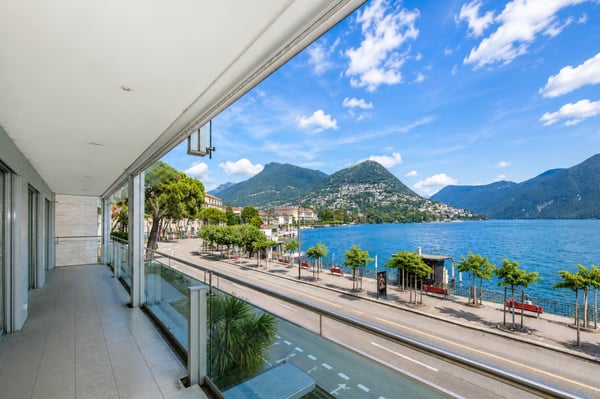 Uffici Rappresentativi con Vista Lago e Posto Auto nel Cuore di Lugano 2