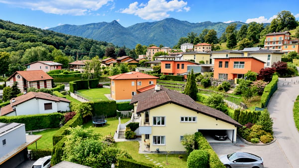 Raffinata Villa di Charme con Giardino e Possibilità Piscina 3