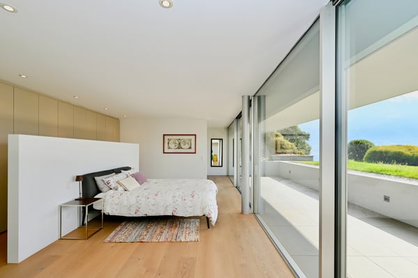 Esclusivo Duplex sul Lago Maggiore: Lusso, Eleganza e Charme 10