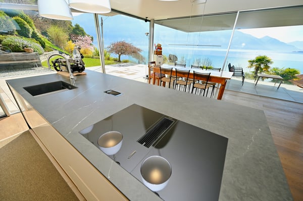 Esclusivo Duplex sul Lago Maggiore: Lusso, Eleganza e Charme 8