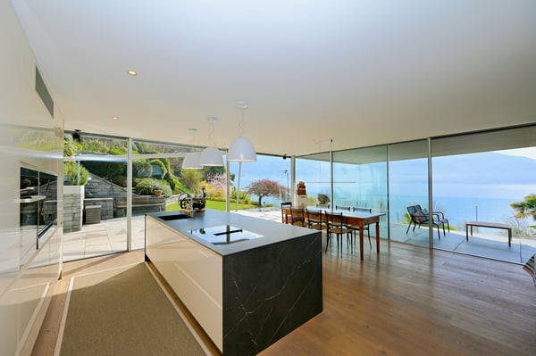 Esclusivo Duplex sul Lago Maggiore: Lusso, Eleganza e Charme 6