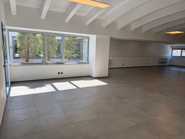 Ufficio di 330m2 - Ideale per Uso Proprio e/o Investimento a Reddito 1