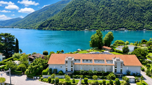 Raffinato Appartamento con Magnifica Vista sul Lago di Lugano 4