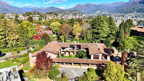 Elegante Casa a Schiera in Residenza di Prestigio a Lugano 3