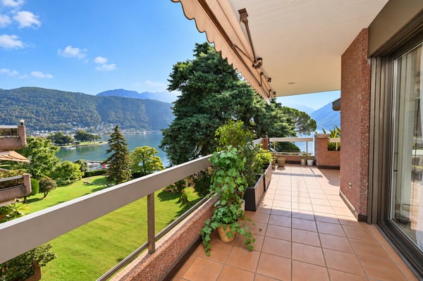 Attico di pregio con terrazza e vista sul lago di Lugano 6