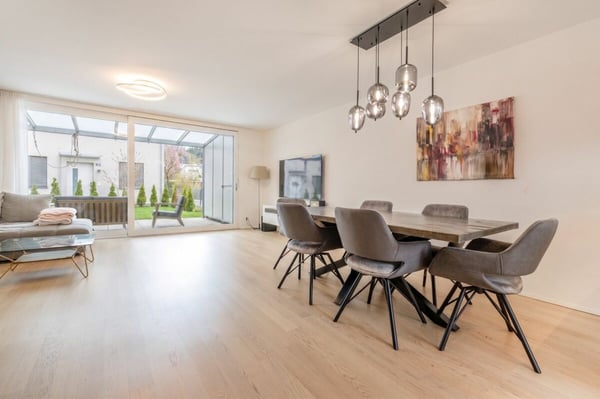 Modernes 7.5-Zimmer-Reiheneinfamilienhaus direkt am Naturerholungsgebiet Töss 6