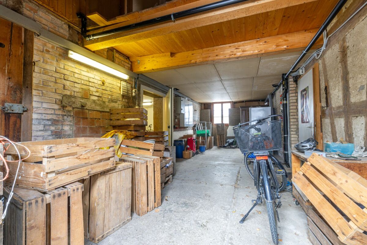 Potenzialreiches Bauernhaus mit drei Wohneinheiten und Scheune