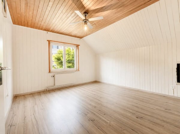 Grosszügiges 8.5-Zimmer-Familienhaus mit viel Platz und Potenzial 13