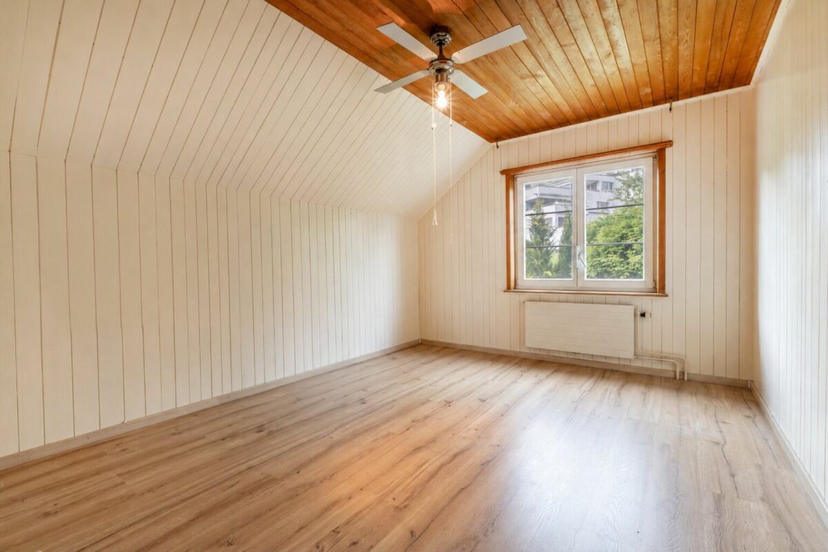 Grosszügiges 8.5-Zimmer-Familienhaus mit viel Platz und Potenzial