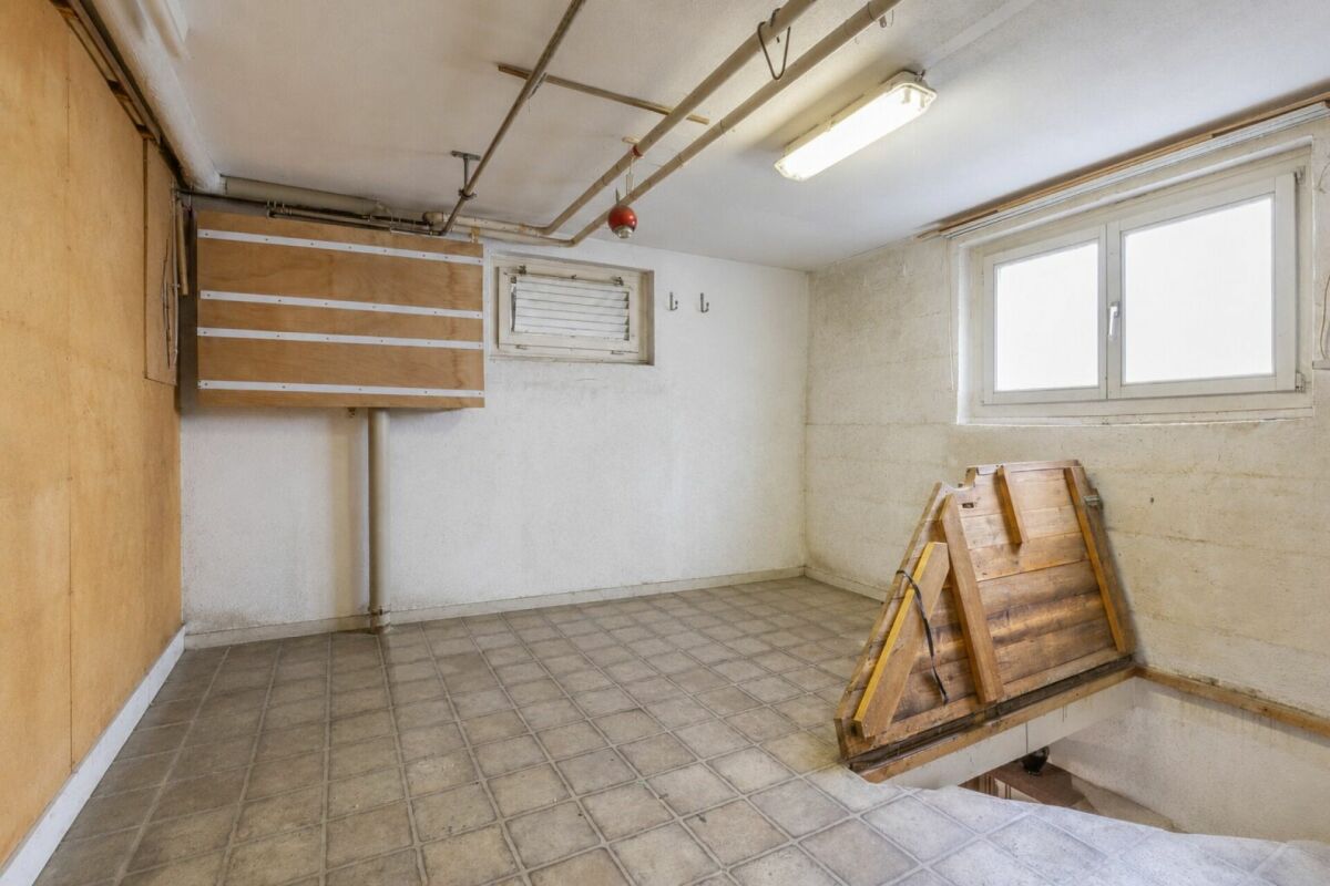 Grosszügiges 8.5-Zimmer-Familienhaus mit viel Platz und Potenzial