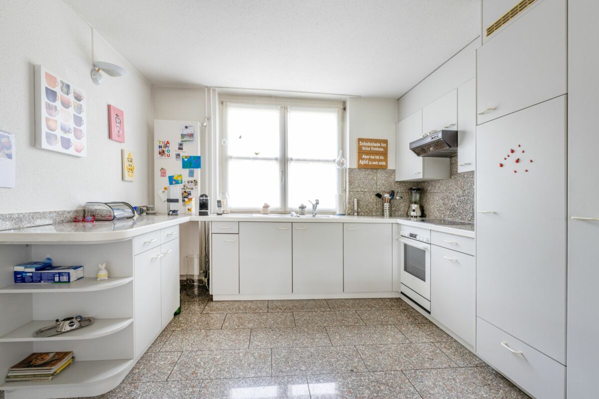 4.5-Zimmer-Eckhaus mit Ausbaupotenzial, grossem Garten und steuergünstiger Wohnlage in Seuzach