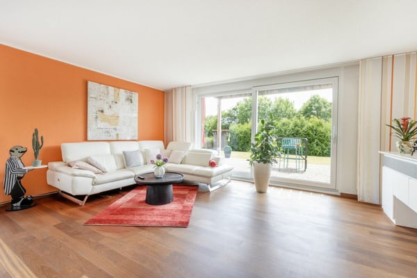 4.5-Zimmer-Eckhaus mit Ausbaupotenzial, grossem Garten und steuergünstiger Wohnlage in Seuzach 10