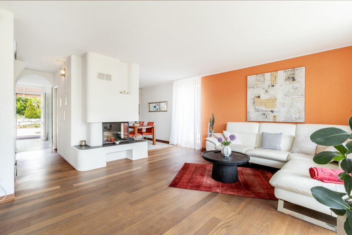 4.5-Zimmer-Eckhaus mit Ausbaupotenzial, grossem Garten und steuergünstiger Wohnlage in Seuzach