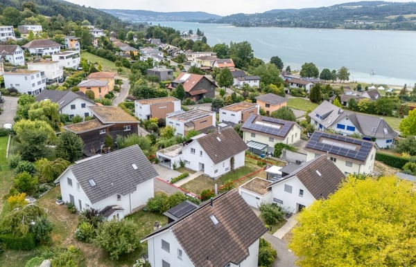 Freihstehendes 6.5-Zimmer-Einfamilienhaus mit Seesicht