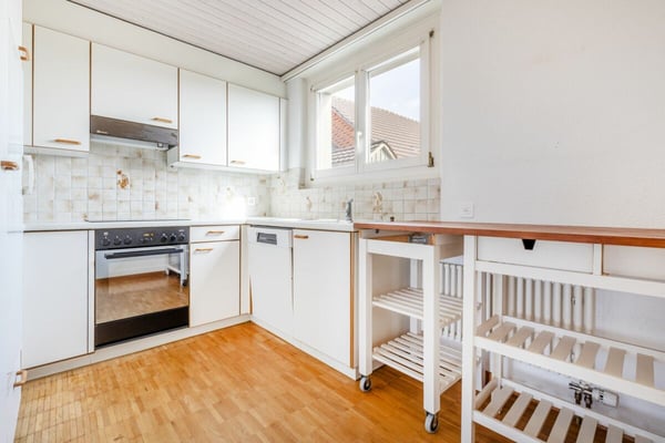 Charmante 3.5-Zimmer-Dachwohnung mit grosszügigem Gartenbereich 11
