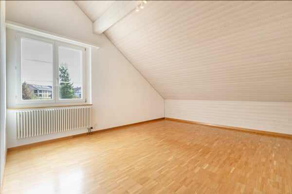 Charmante 3.5-Zimmer-Dachwohnung mit grosszügigem Gartenbereich 7