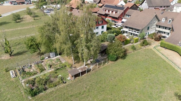 Charmante 3.5-Zimmer-Dachwohnung mit grosszügigem Gartenbereich 14