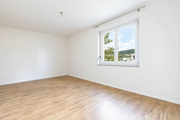 Lichtdurchflutete 4.5-Zimmer-Wohnung mit gedecktem Balkon 9