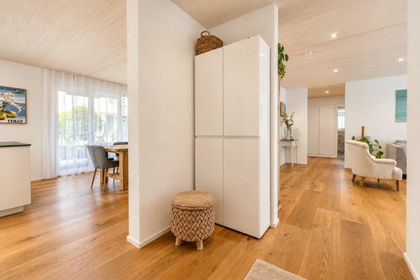 Hochwertige 4.5-Zimmer-Gartenwohnung in ruhigem Familienquartier ohne Durchgangsverkehr 6