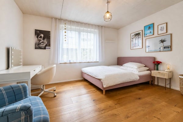 Hochwertige 4.5-Zimmer-Gartenwohnung in ruhigem Familienquartier ohne Durchgangsverkehr 9