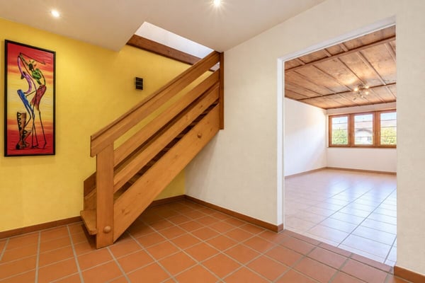 5.5-Zimmer-Triplexwohnung mit eigenem Aussenzugang im historischen Ortskern von Wülflingen 5