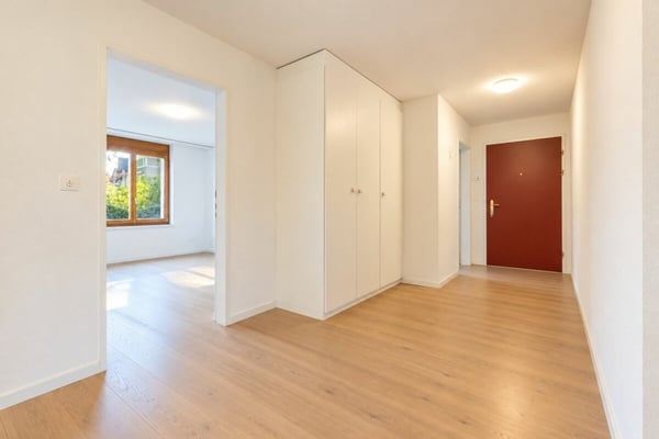 5.5-Zimmer-Gartenwohnung mit Weitsicht ins Grüne 8