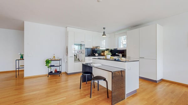 Charmante 5.5-Zimmer-Wohnung in Fehraltorf – modern, hell und familienfreundlich 2