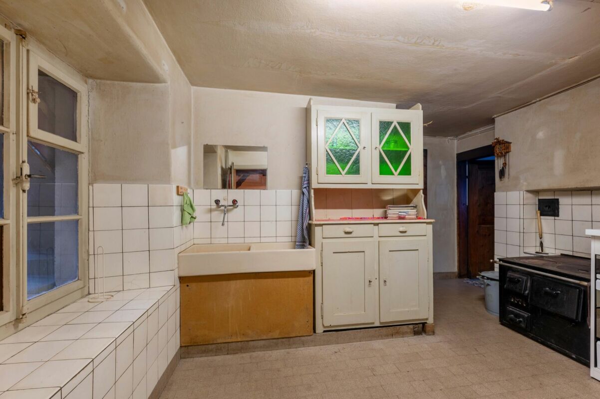 3-FAMILIENHAUS MIT BAULANDRESERVE