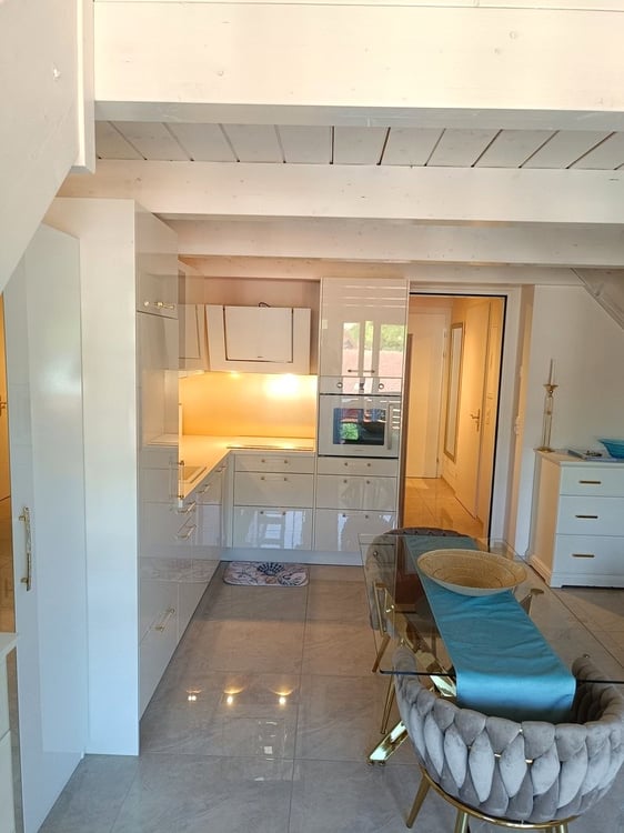 *** 2.5-Zimmer-Maisonette-Wohnung mit Schlafzimmer auf Galerie *** 6