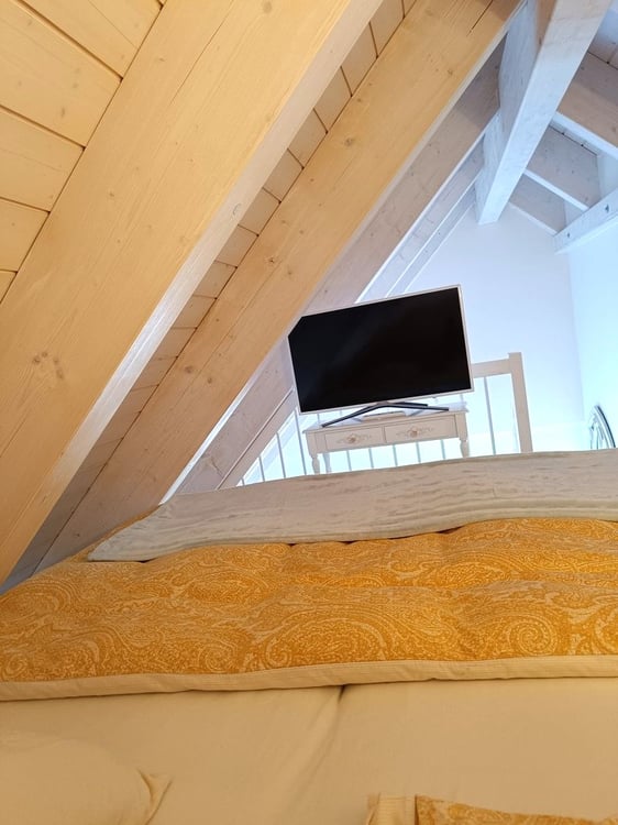 *** 2.5-Zimmer-Maisonette-Wohnung mit Schlafzimmer auf Galerie *** 12