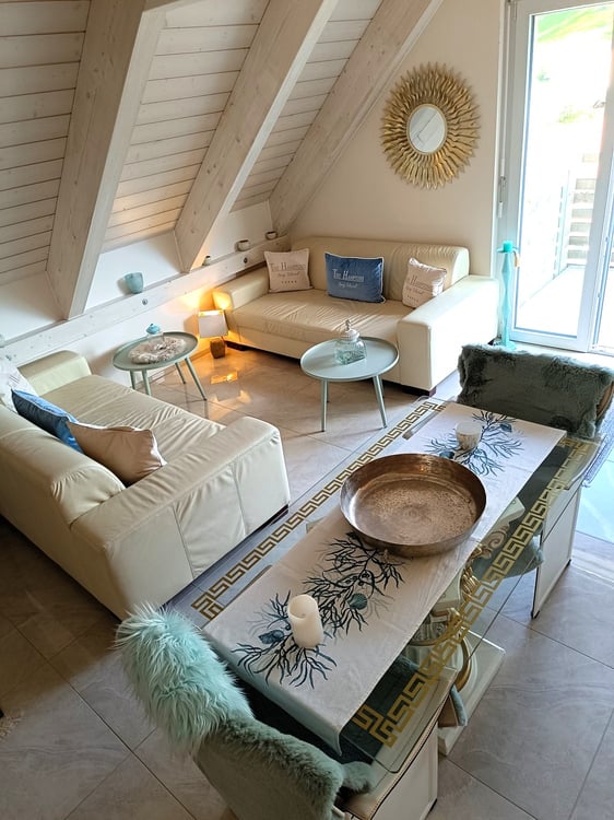 *** 2.5-Zimmer-Maisonette-Wohnung mit Schlafzimmer auf Galerie *** 8