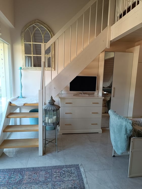 *** 2.5-Zimmer-Maisonette-Wohnung mit Schlafzimmer auf Galerie *** 10