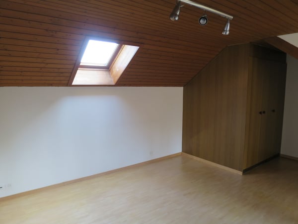 *** Mehrfamilienhaus mit 6 Wohnungen mit Sanierungspotenzial - ruhig + qualitativ*** 12