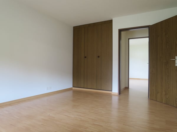 *** Mehrfamilienhaus mit 6 Wohnungen mit Sanierungspotenzial - ruhig + qualitativ*** 24