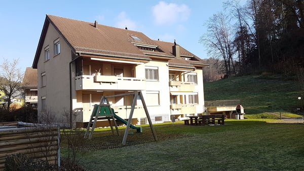 *** Mehrfamilienhaus mit 6 Wohnungen mit Sanierungspotenzial - ruhig + qualitativ*** 2