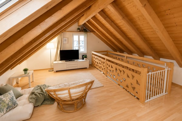 *** Charmante 5.5-Zimmer-Dachwohnung in ruhiger und zentraler Lage in Wila *** 10