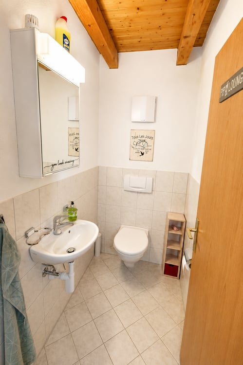 *** Charmante 5.5-Zimmer-Dachwohnung in ruhiger und zentraler Lage in Wila *** 7