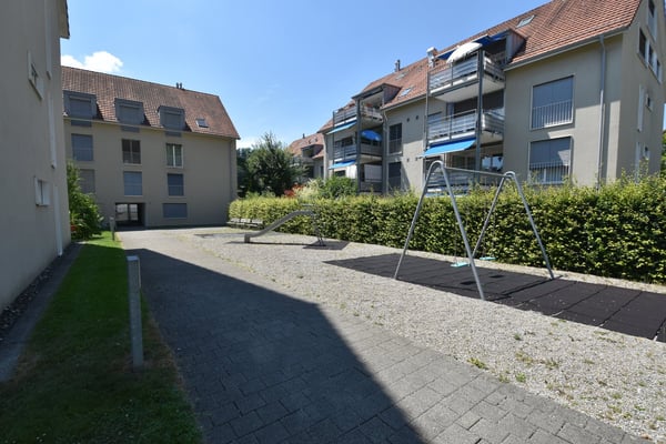*** Sehr zentral gelegene 5.5 Zimmer Dachmaisonette-Wohnung *** 12