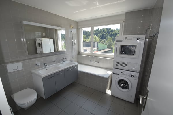 *** Sehr zentral gelegene 5.5 Zimmer Dachmaisonette-Wohnung *** 5