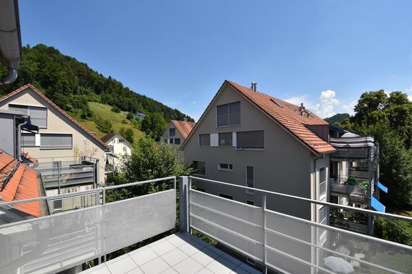 *** Sehr zentral gelegene 5.5 Zimmer Dachmaisonette-Wohnung *** 13