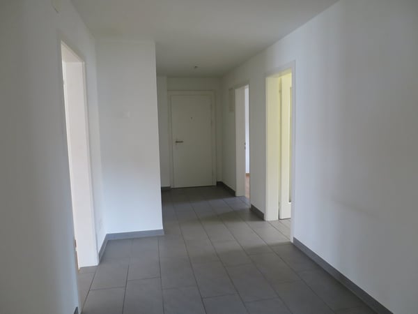 *** Charmante, helle 4-Zimmer-Wohnung in Turbenthal *** 2