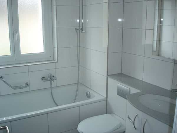 *** schöne 2-Zimmer Wohnung im 1. OG Mitte *** 7