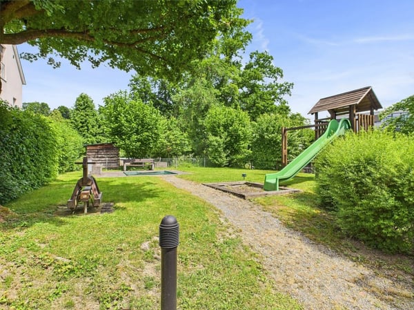 Sonniges Bijoux mit schöner Weitsicht 9