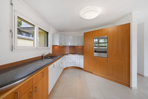 Licht, Komfort und 2. Wohnsitz in Muralto – 1.5 Zimmer mit Aussicht & Spa 3